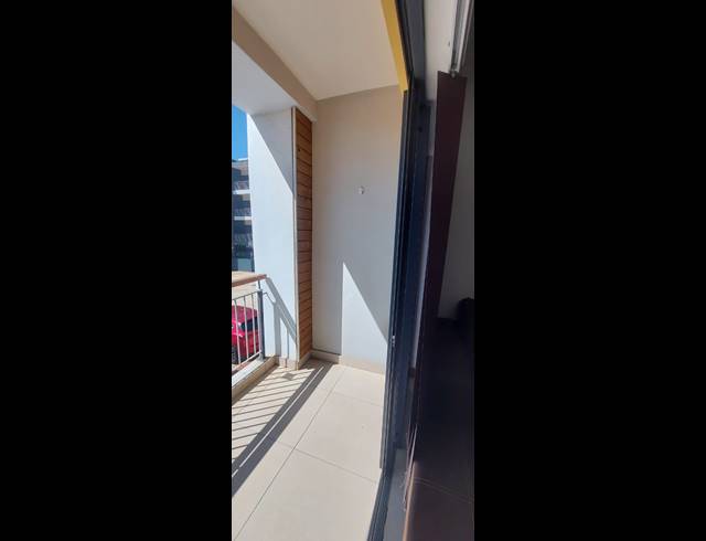 1 BEDROOM APARTMENT FOR SALE IN UMHLANGA RIDGE
